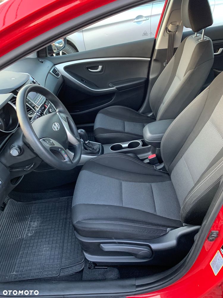 Hyundai i30 1.4 Classic - 9