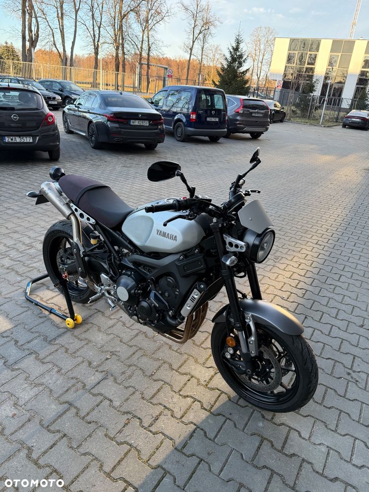 Yamaha XSR - 1