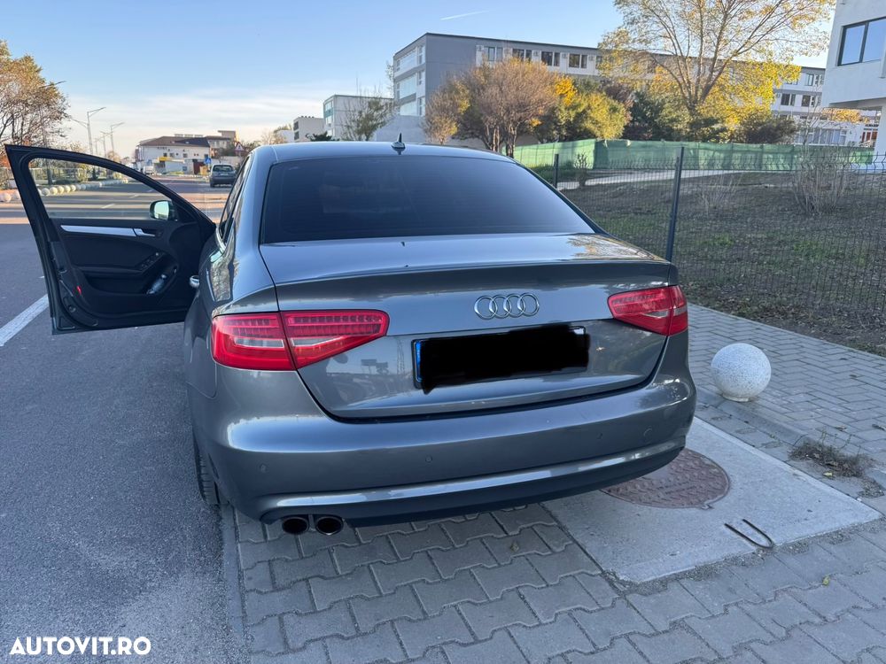 Audi A4 2.0 TDI DPF multitronic S line Sportpaket - 14