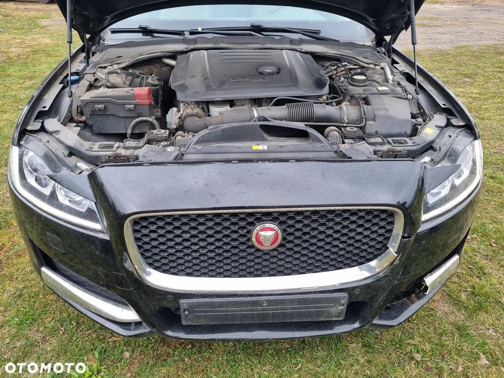 Jaguar XF 2.0 i4D Pure - 6