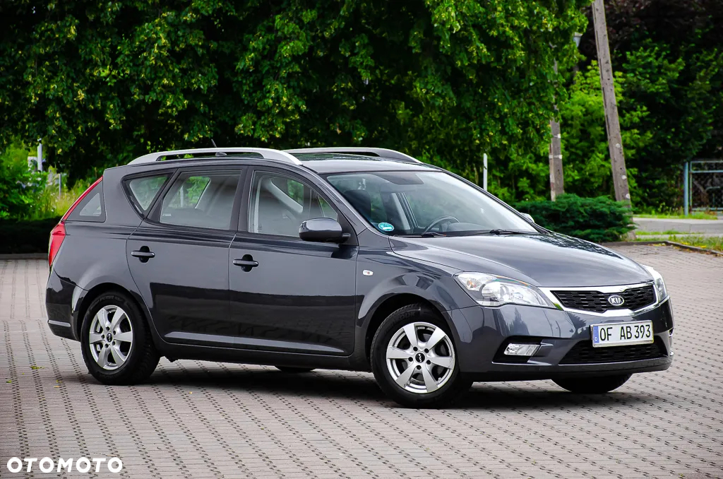 Kia Ceed 1.4 CVVT Attract - 11