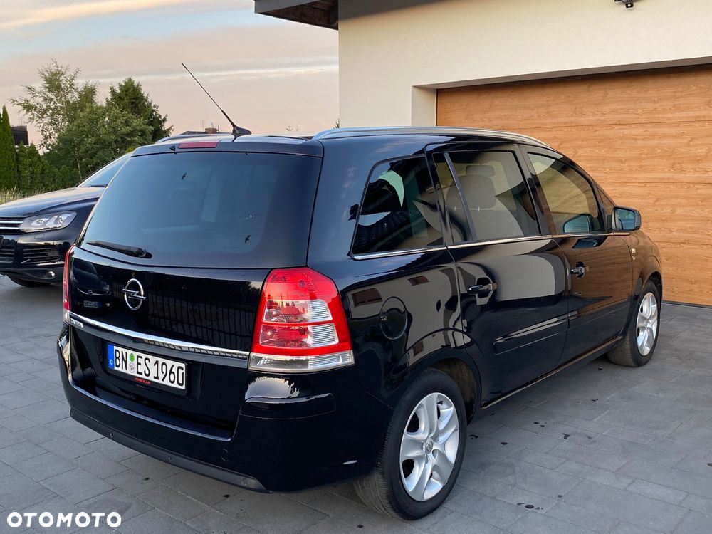 Opel Zafira 1.8 Design Edition - 19