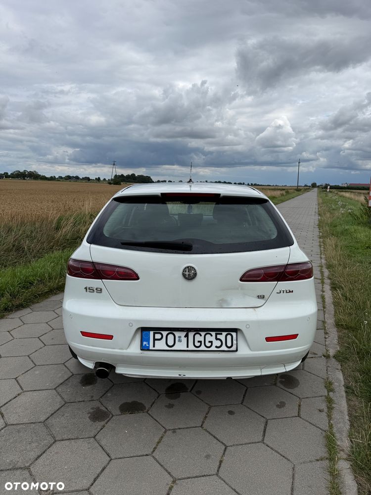 Alfa Romeo 159 1.9JTDM Distinctive - 11