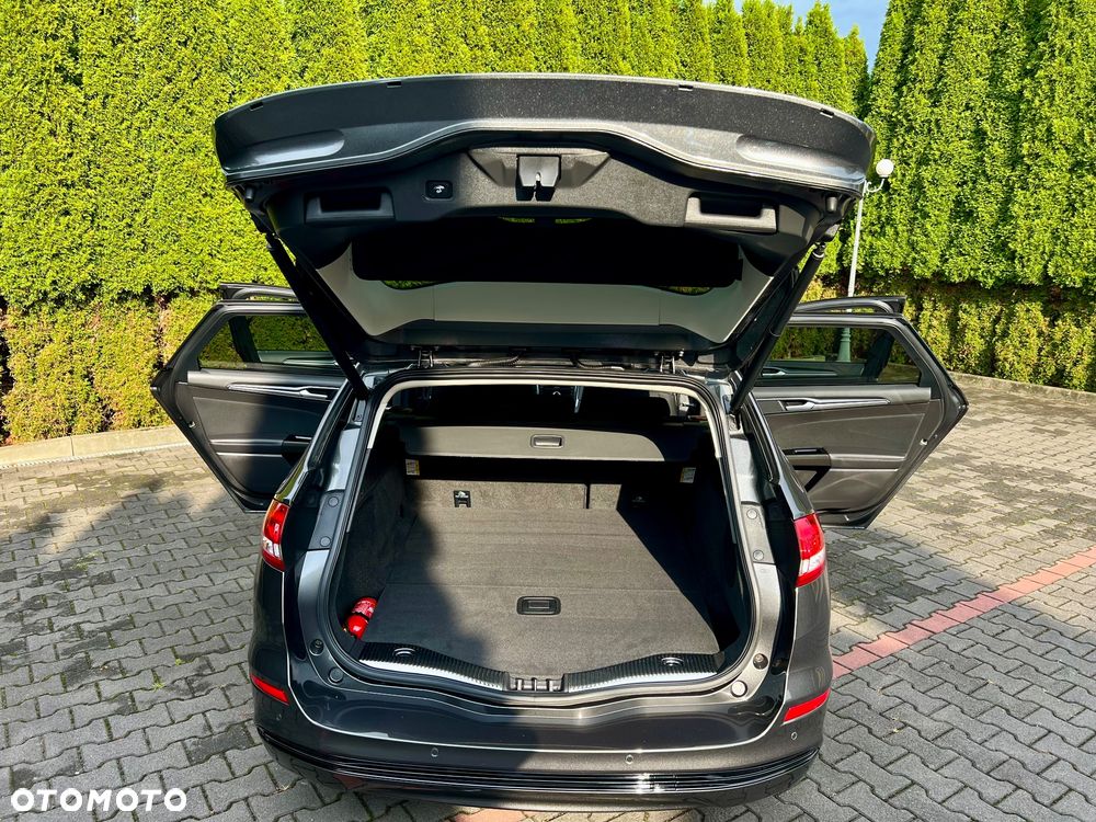 Ford Mondeo 2.0 EcoBlue Titanium - 14