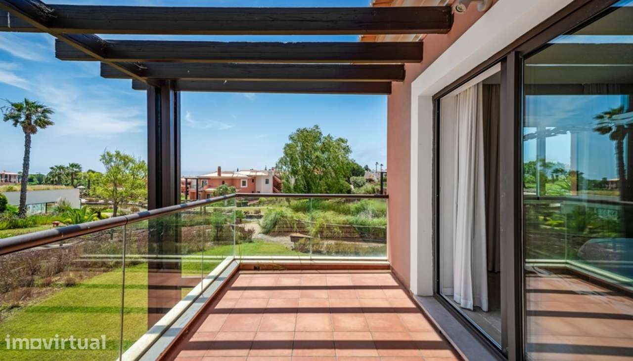 Apartamento em empreendimento turístico à venda em Carvoeiro, Algarv - Grande imagem: 2/19