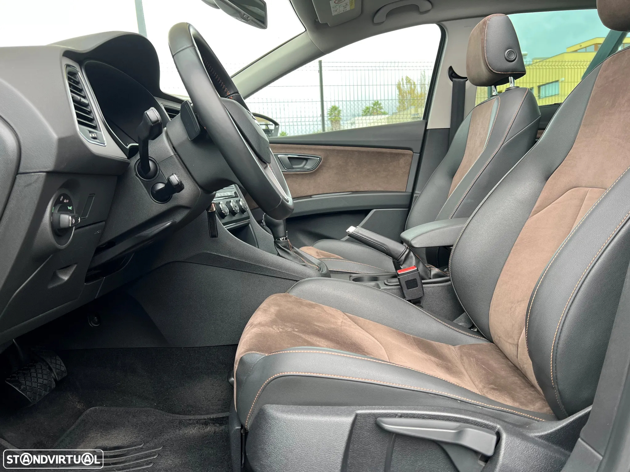 SEAT Leon X-Perience 2.0 TDi DSG 4Drive - 19