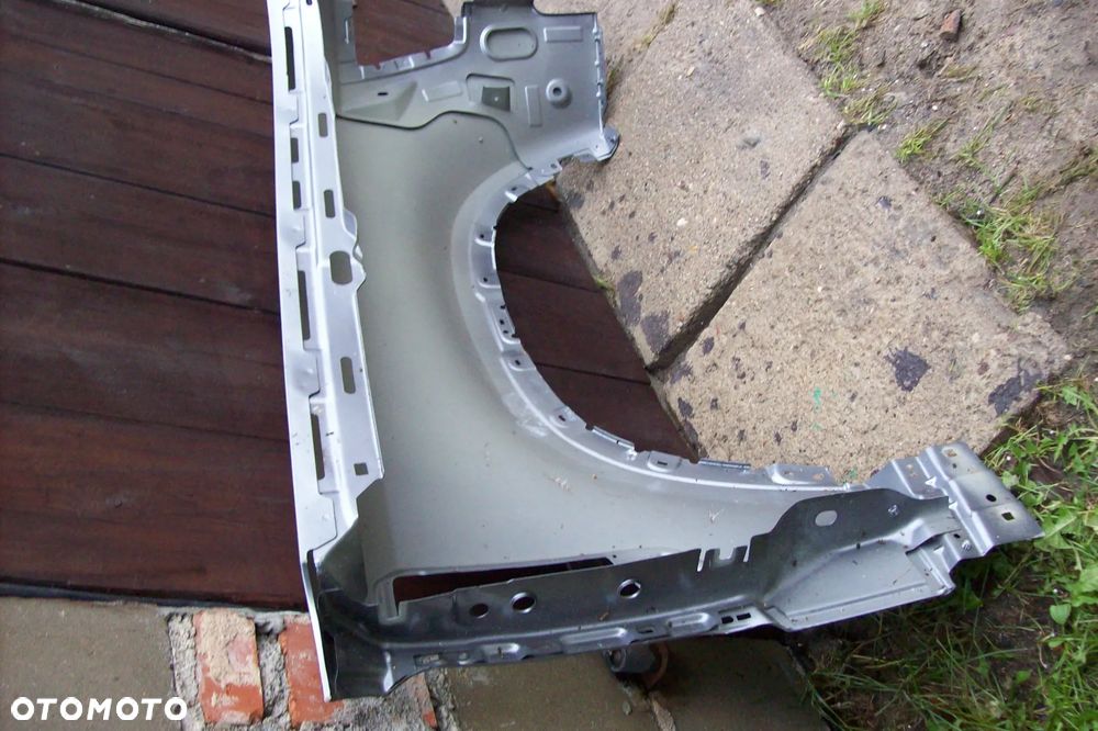 BŁOTNIK PRZEDNI LEWY LAND ROVER DEFENDER II - 9