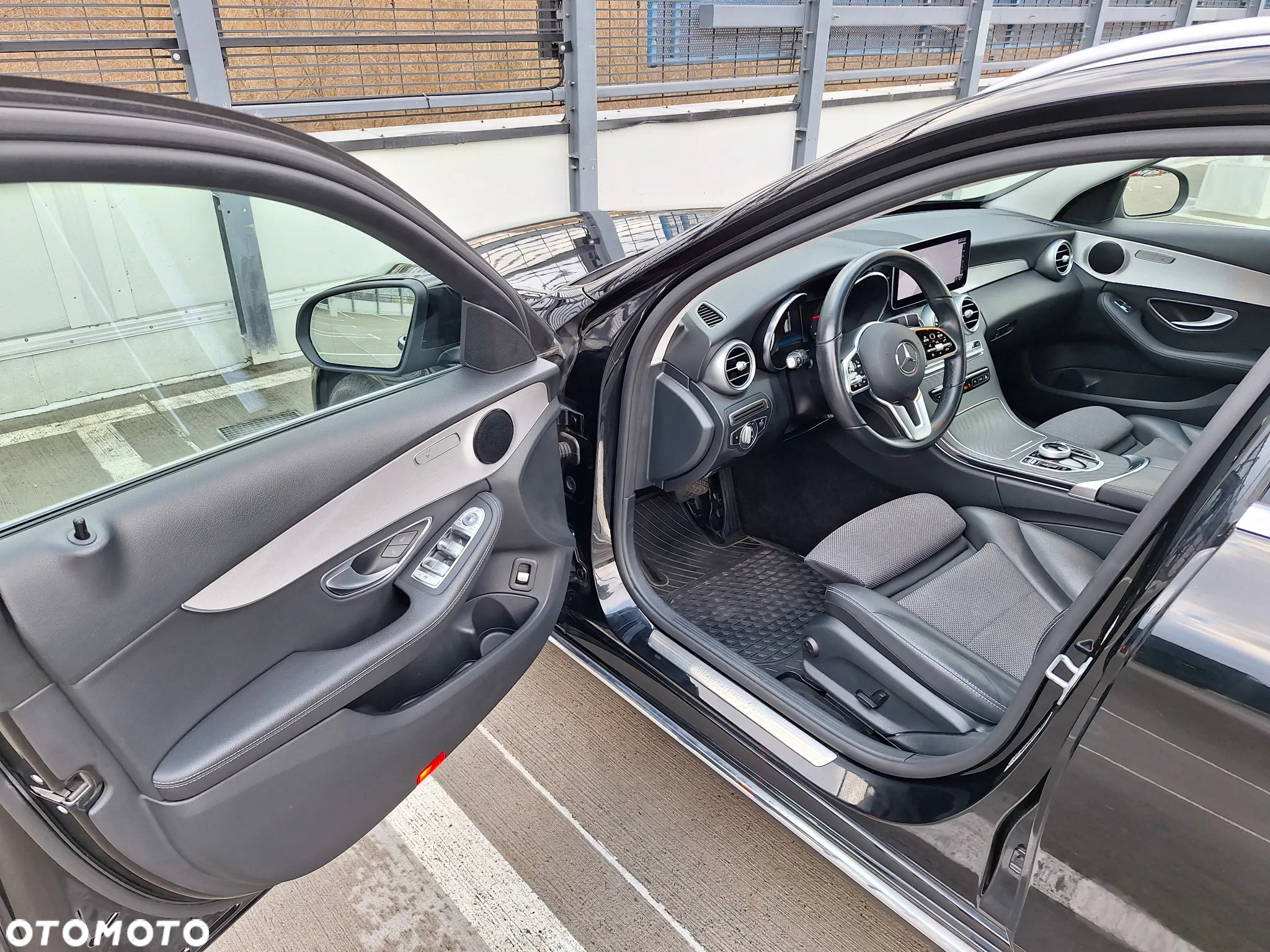 Mercedes-Benz Klasa C 220 d 9G-TRONIC - 18