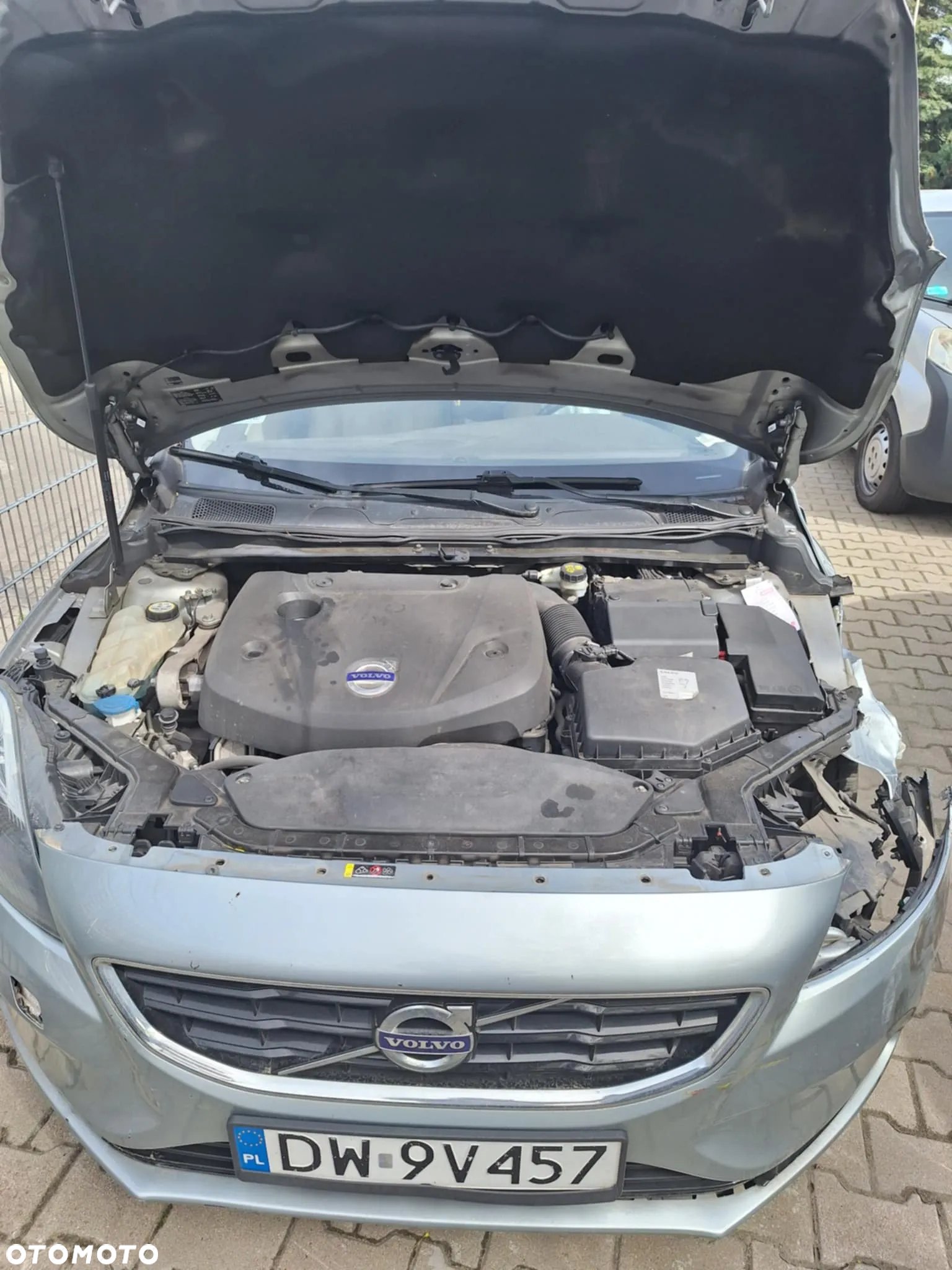 Volvo V40 D4 Summum - 15