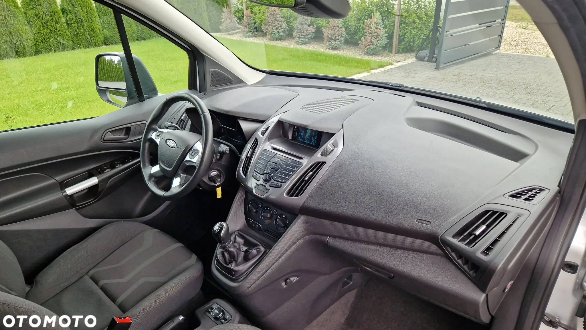 Ford Tourneo Connect Grand - 10