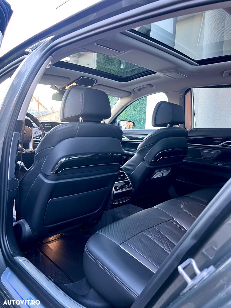 BMW Seria 7 - 11