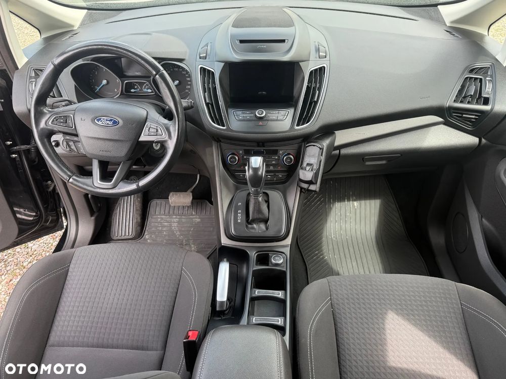 Ford Grand C-MAX - 19