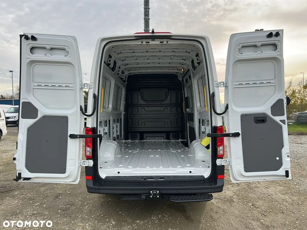 Volkswagen Crafter 35 Furgon L3H3, 2.0TDI 140KM, 3640mm, Wysoki dach - 21