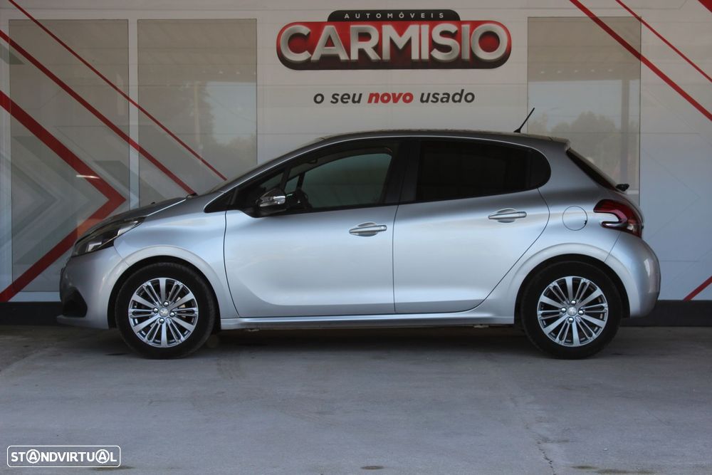 Peugeot 208 1.2 PureTech Style - 6