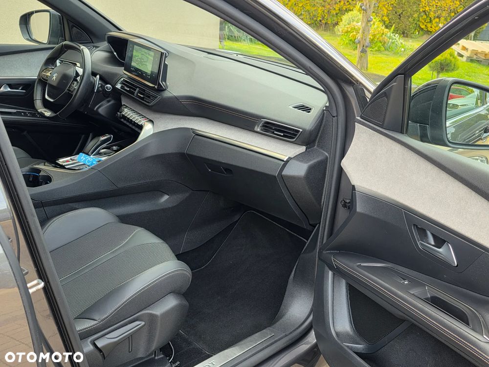 Peugeot 3008 1.6 PureTech HYbrid GT S&S EAT8 - 28