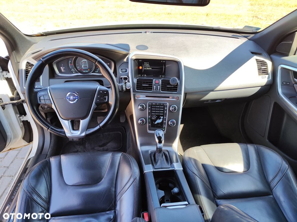 Volvo XC 60 D4 AWD Summum - 8
