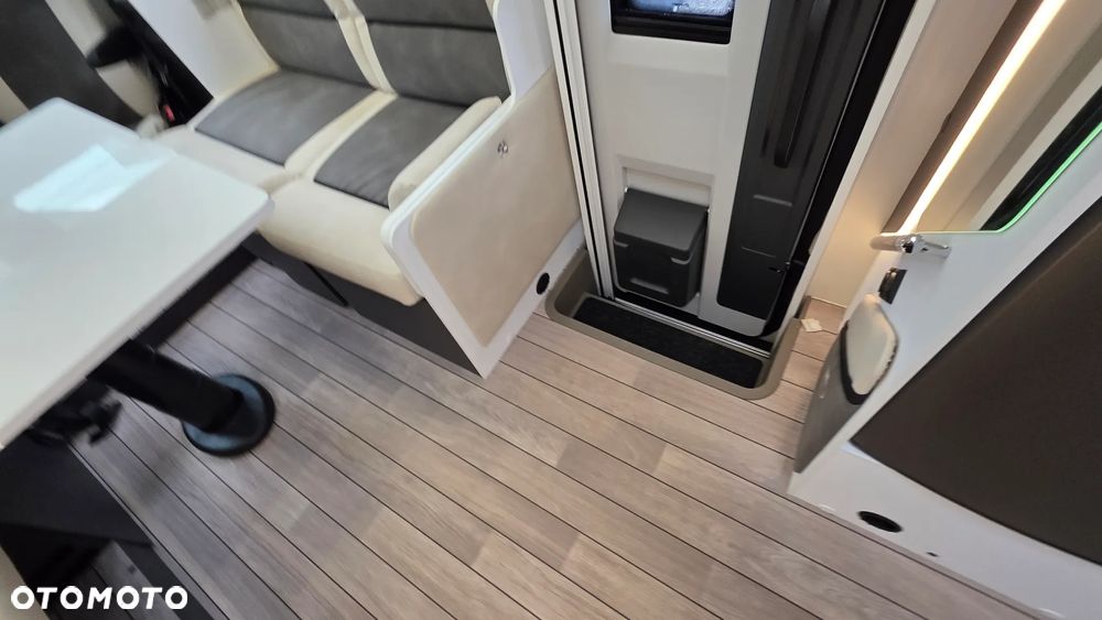 McLOUIS MC4 321 - 19