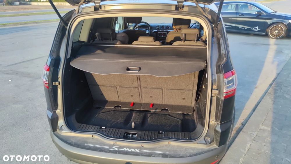 Ford S-Max 2.0 TDCi DPF Titanium - 9