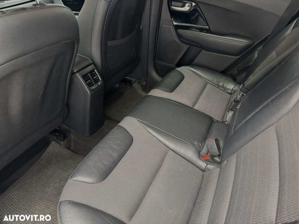 Kia Niro - 11
