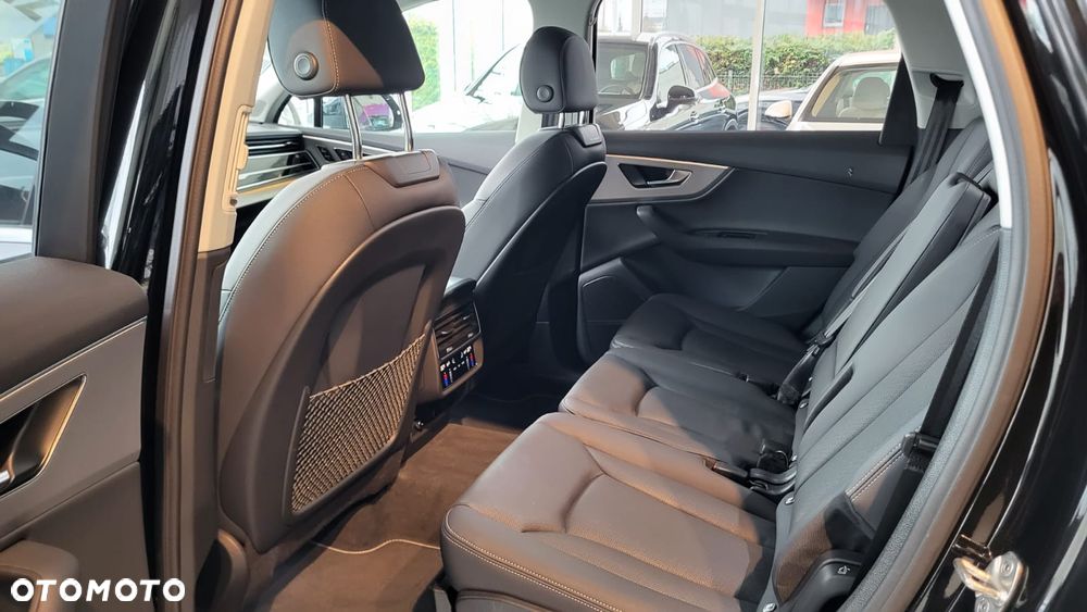 Audi Q7 - 7