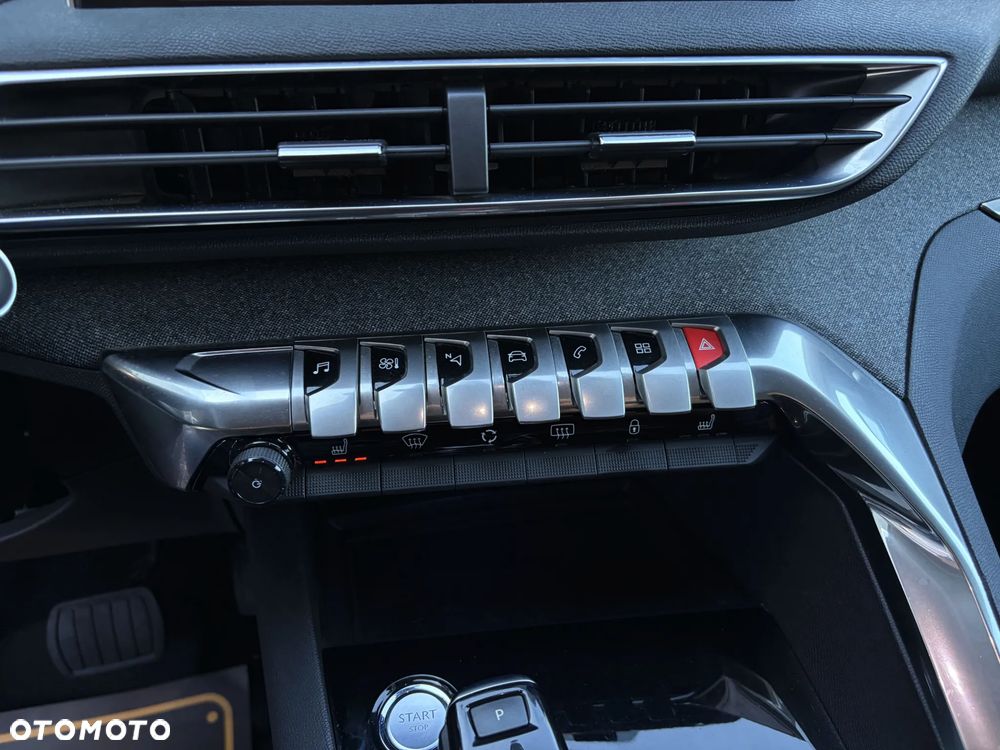 Peugeot 3008 THP 165 EAT6 Stop & Start Allure - 32