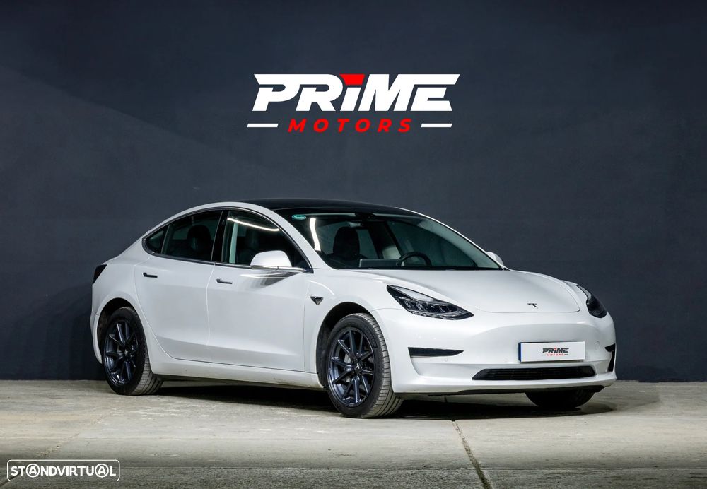 Tesla Model 3 Standard Range Plus RWD - 1