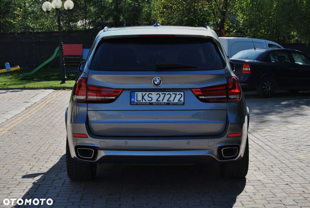 BMW X5 xDrive30d - 23