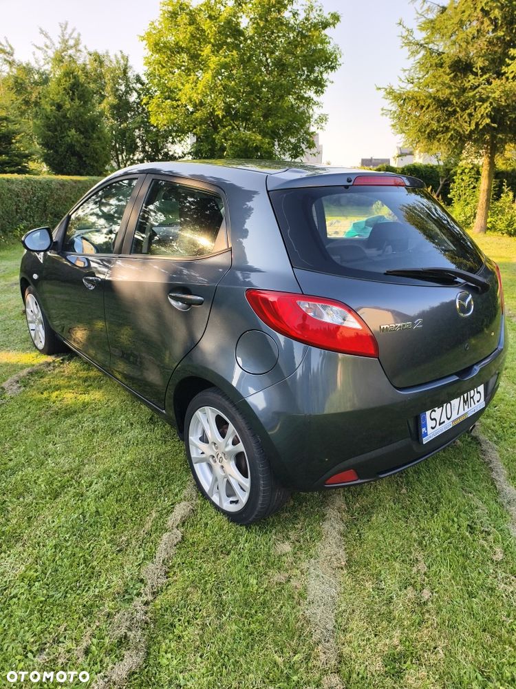 Mazda 2 2008 photo 5