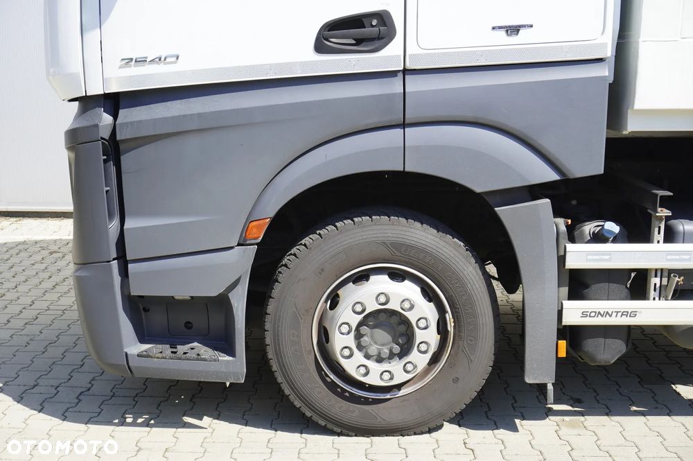 Mercedes-Benz Actros 2540 6×2 / 90 tys. km! / Kabina 5 siedzeń! / Kontener 18 EPAL - 10