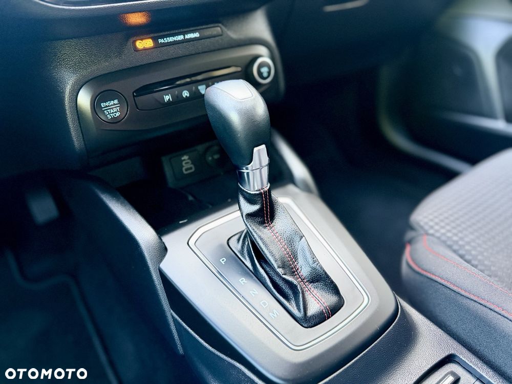 Ford Focus 1.0 EcoBoost Hybrid ST-LINE - 18
