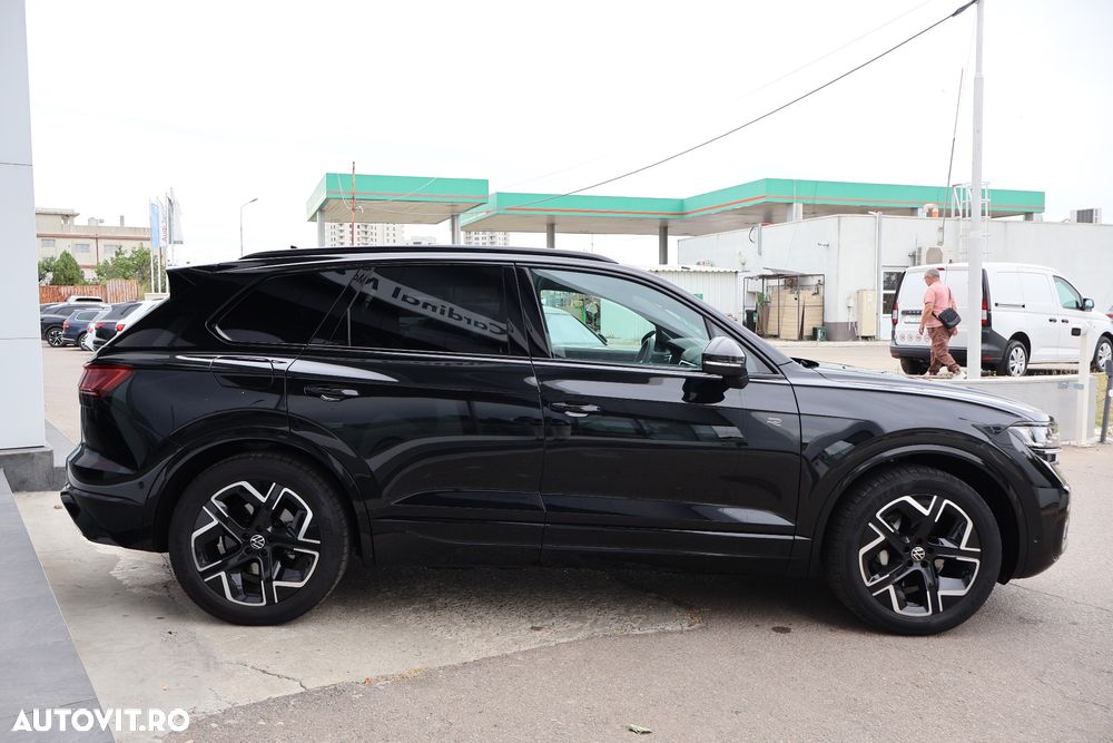 Volkswagen Touareg V6 TDI 4MOTION R-Line - 8
