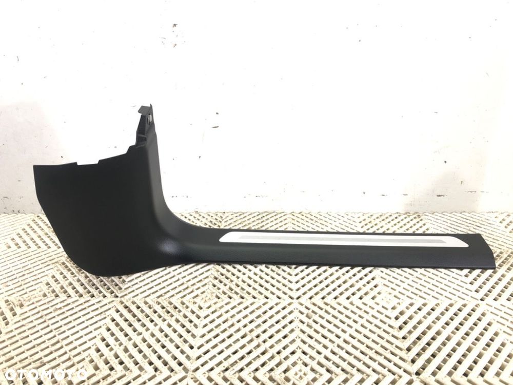 LISTWA PROGOWA PRAWA PRZÓD LED  AUDI A8 D5 (4N2, 4N8) 2017 - 2022 60 TFSI Mild Hybrid quattro 338 - 1