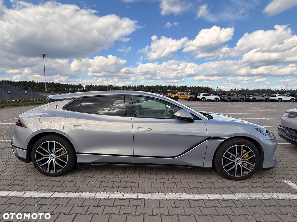 Denza Z9, 2024