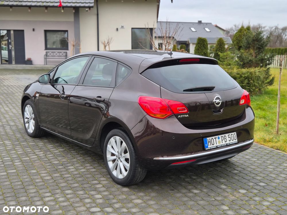 Opel Astra - 16