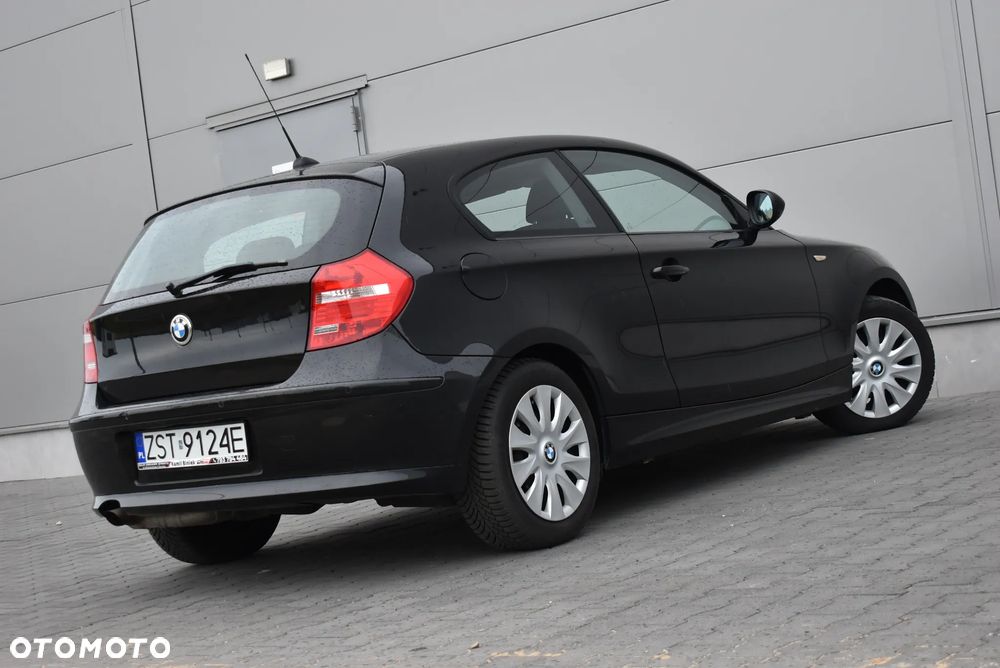 BMW Seria 1 116i - 4