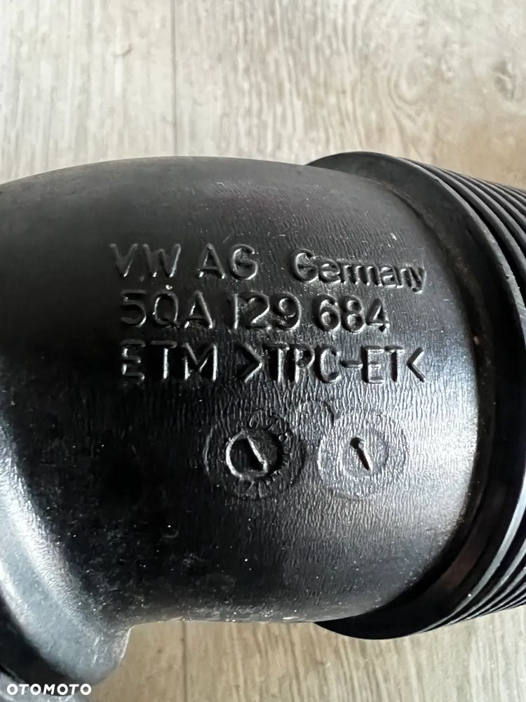 Q3 83A Silnik Wąż PRZEWÓD WODY KOMPLET WĘŻY DO SILNIKA KOD: DPC 5QA129684 05E129654B 05E133366 05E145674G 5QF122157AB 05E133723AE 5QF122101CJ 04E121064N 5Q0122291AK 5QF121049AG CENY W OPISIE - 2