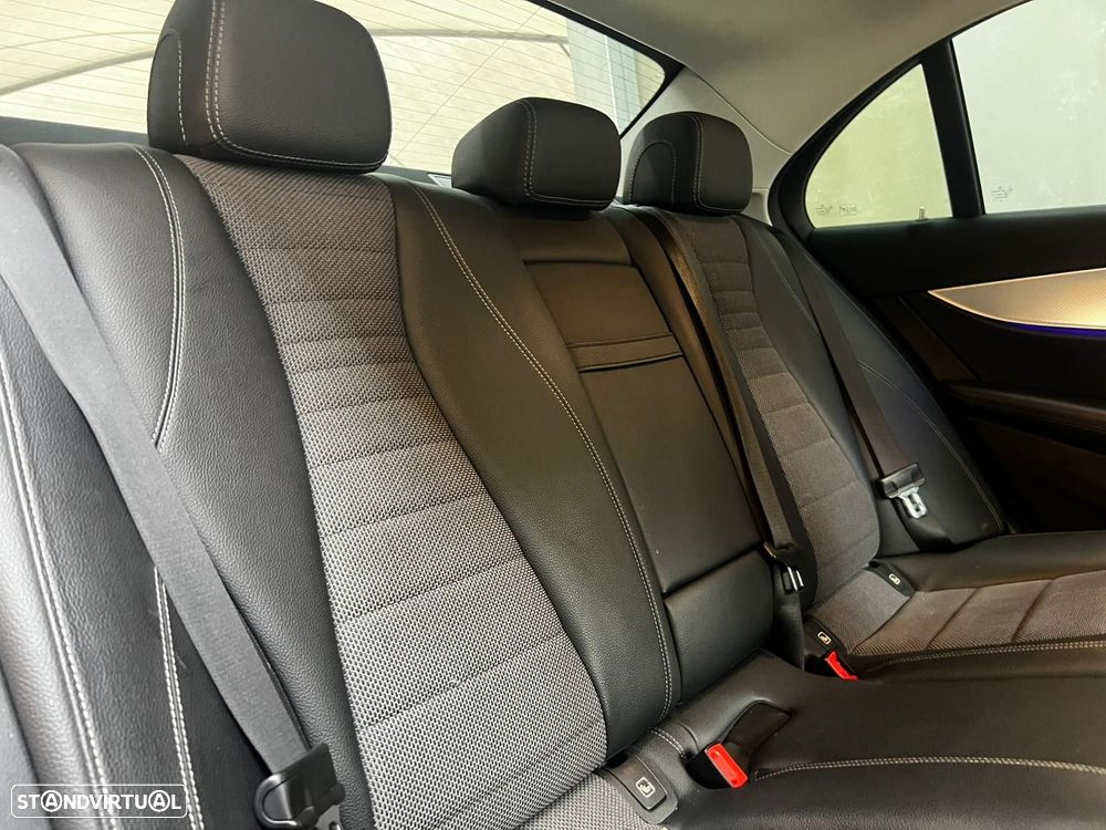 Mercedes-Benz E 300 de Avantgarde - 18