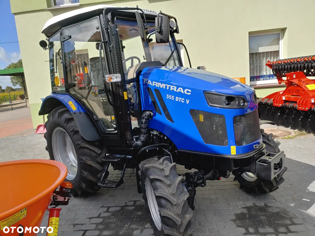Farmtrac 555 DTc V - 9