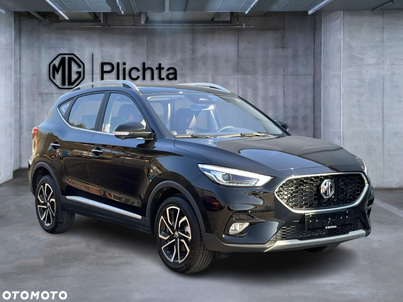 MG ZS - 8