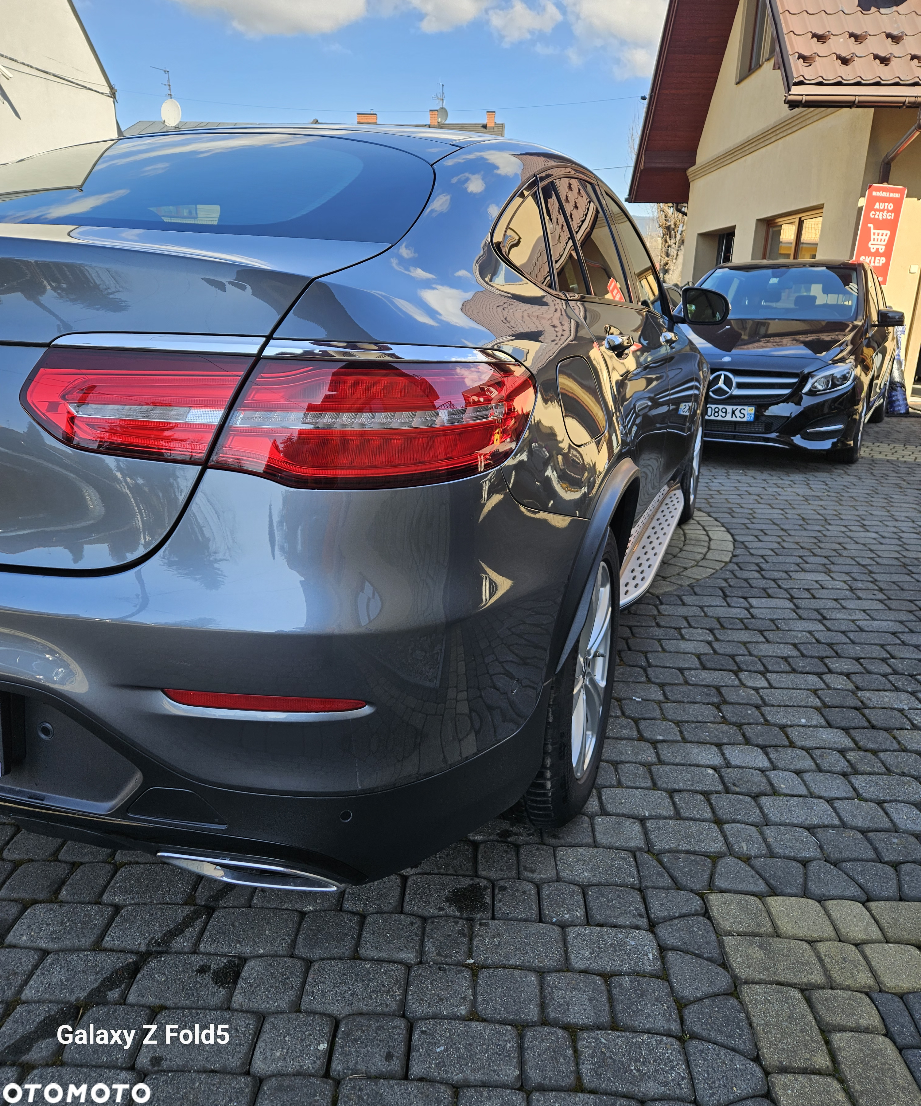 Mercedes-Benz GLC 250 d Coupe 4Matic 9G-TRONIC AMG Line - 13
