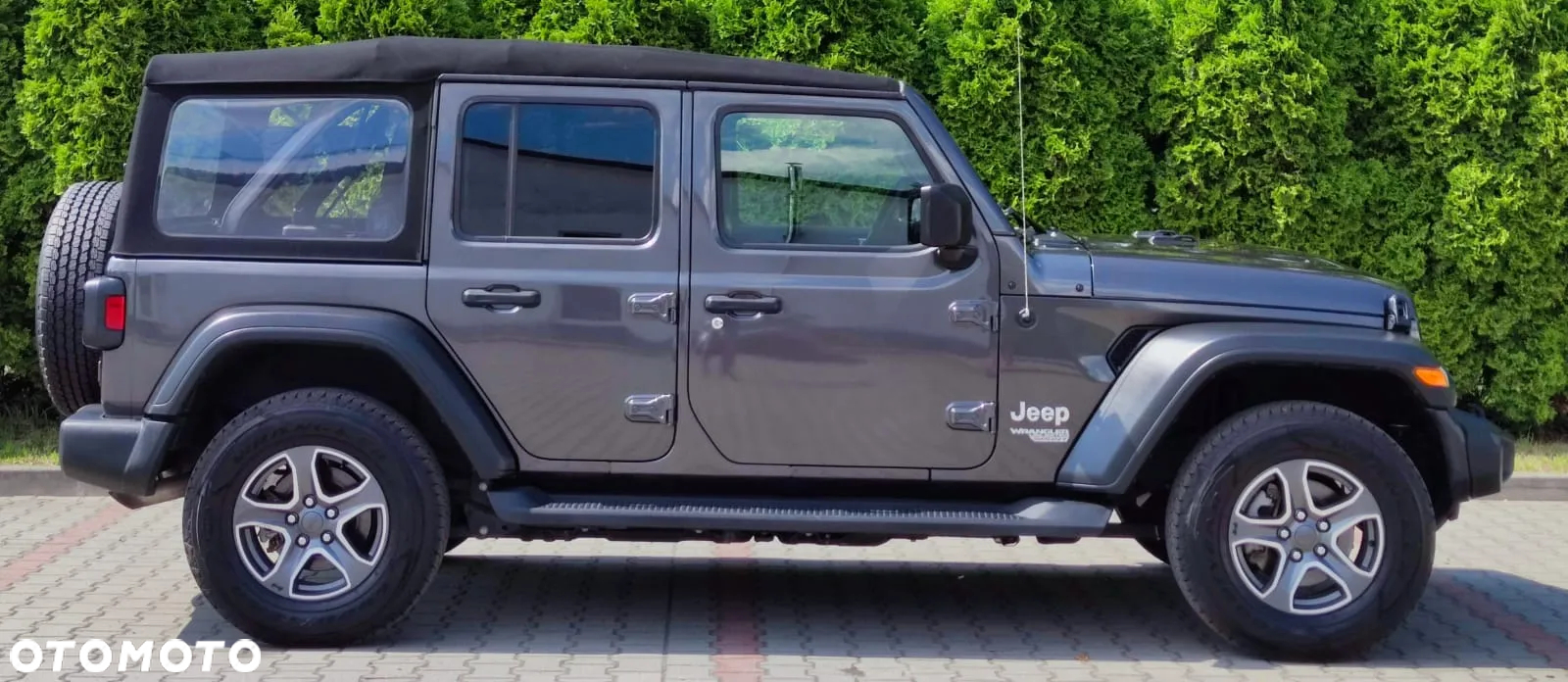 Jeep Wrangler Unlimited GME 2.0 Turbo Sahara - 19
