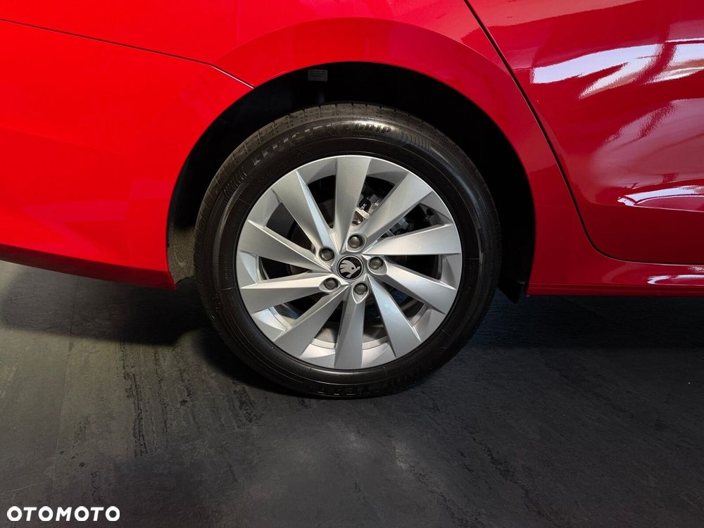 Skoda Octavia 1.5 TSI mHEV Drive Selection DSG - 33