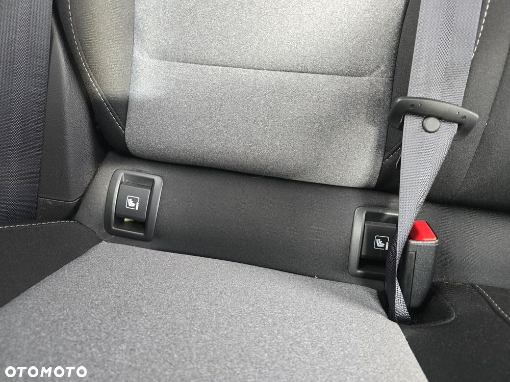 Mitsubishi Colt 1.0T Invite Style Cold - 29