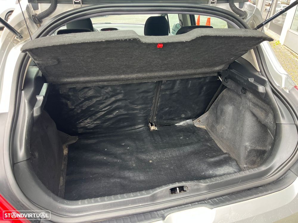 Peugeot 308 1.6 HDi Executive - 22