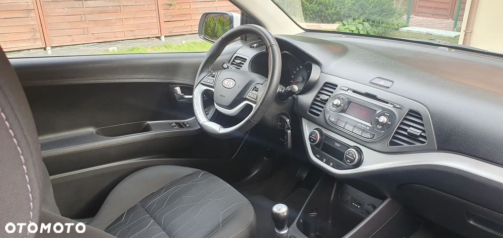 Kia Picanto - 33