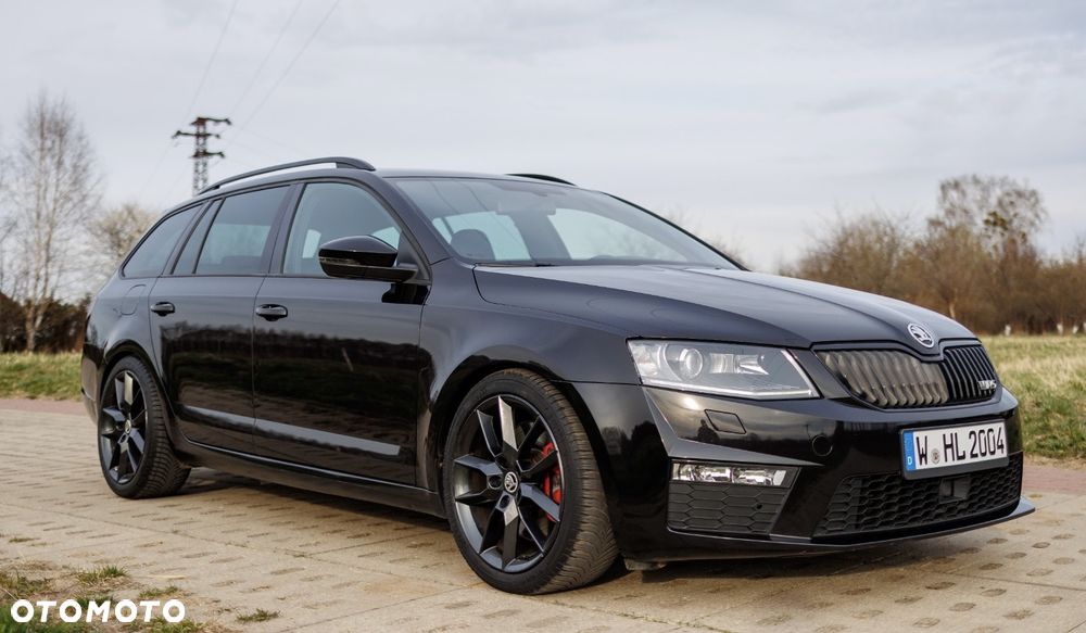 Skoda Octavia 2.0 TDI DSG RS - 2