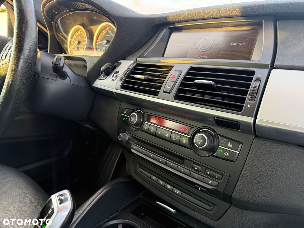 BMW X6 - 22