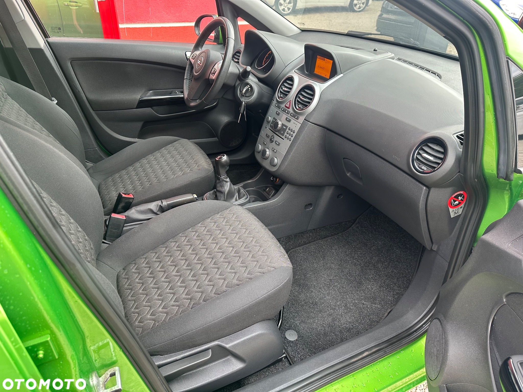 Opel Corsa 1.4 16V Active - 7