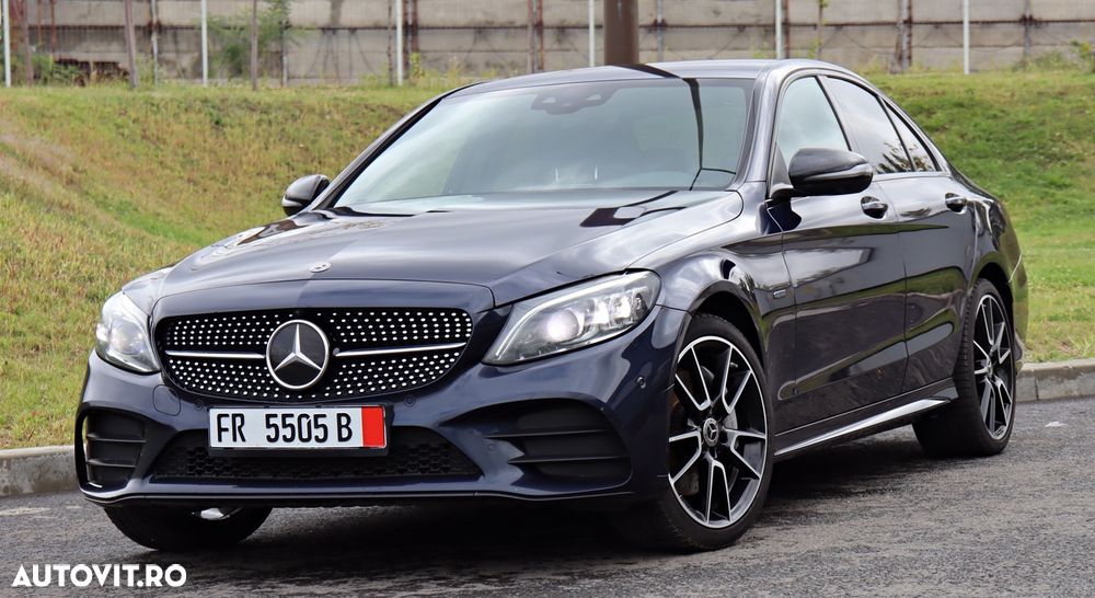 Mercedes-Benz C 300 e 9G-TRONIC AMG Line - 11