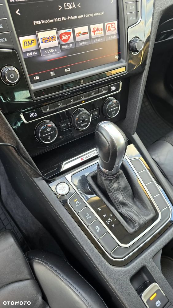 Volkswagen Passat - 14